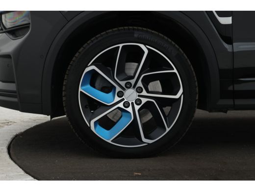 Lynk & Co 01 1.5 360 Graden, Navigatie, Climate, Full black ActivLease financial lease