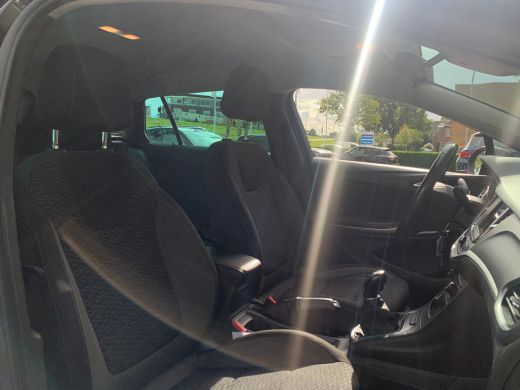 Opel Astra Sports Tourer 1.2 Edition Airco | AppleCarplay/ Android Auto | Cruise Control | DAB | PDC Achter | ActivLease financial lease