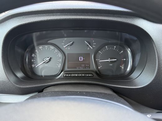 Opel Vivaro 2.0 CDTI 123 PK EDITION / L2H1 / AIRCO / CRUISE / INRICHTING / NAVI / CARPLAY / 3-ZITS / DAKDRAGERS ActivLease financial lease