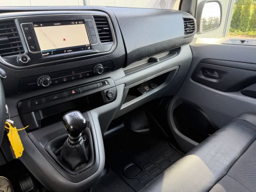 Opel Vivaro 2.0 CDTI 123 PK EDITION / L2H1 / AIRCO / CRUISE / INRICHTING / NAVI / CARPLAY / 3-ZITS / DAKDRAGERS ActivLease financial lease