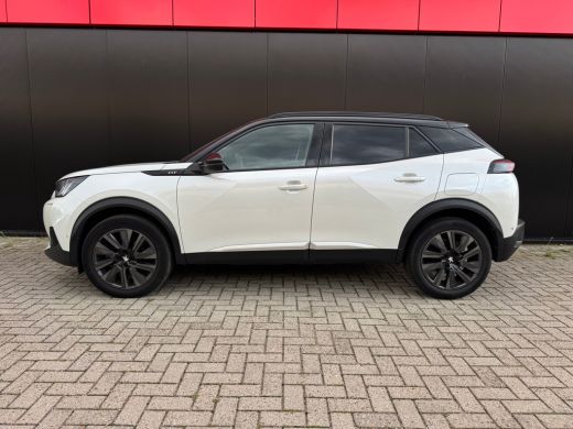 Peugeot 2008 1.2 PureTech GT Pack | Apple Carplay / Android Auto | Focal geluid | Navigatie | Stoelverwarming ... ActivLease financial lease