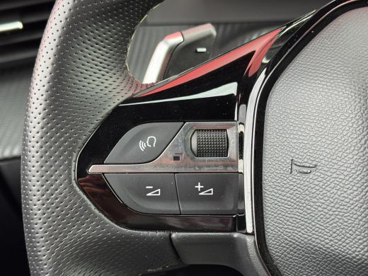 Peugeot 2008 1.2 PureTech GT Pack | Apple Carplay / Android Auto | Focal geluid | Navigatie | Stoelverwarming ... ActivLease financial lease