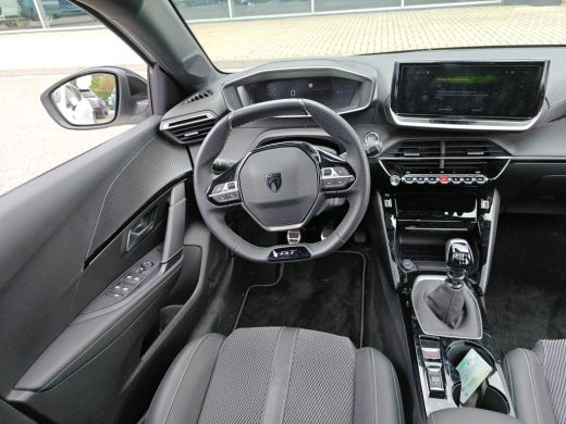 Peugeot 208 1.2 PureTech 100 GT | Navigatie | Camera voor + achter | Panoramadak | Nieuw model | Apple carplay | ActivLease financial lease