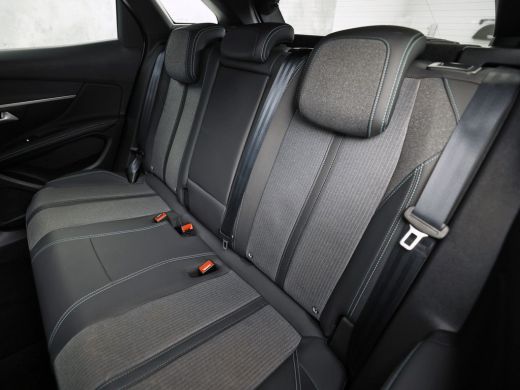 Peugeot 3008 1.6 HYbrid 225 Allure Sport 225Pk Automaat (APPLE CARPLAY, GROOT NAVI, 360 CAMERA, SPORTSTOELEN, ... ActivLease financial lease