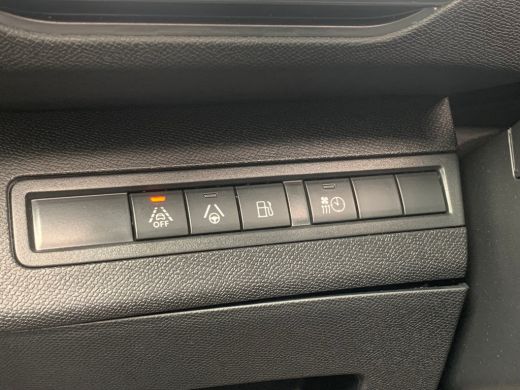 Peugeot 3008 1.6 HYbrid 225 GT Airco | Camera | Cruise Adaptief | DAB | Focal-Audio | Keyless | LMV 19" | Navi... ActivLease financial lease