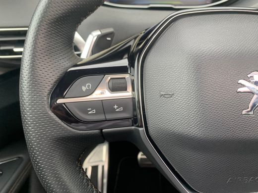 Peugeot 3008 1.6 HYbrid 225 GT Airco | Camera | Cruise Adaptief | DAB | Focal-Audio | Keyless | LMV 19" | Navi... ActivLease financial lease