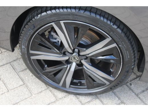 Peugeot 308 SW 1.6 HYbrid 180 GT Pack Business SoH 94% | Lederen Bekleding | Focal Hi-Fi | Glazen Schuif-/Kan... ActivLease financial lease