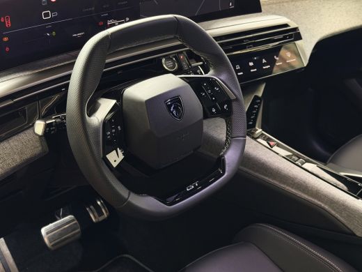 Peugeot 5008 1.2 HYBRID 145 GT 7PERS STOEL/STUUR VERW. ELEK.KLEP LED 7P 7 Persoons ActivLease financial lease