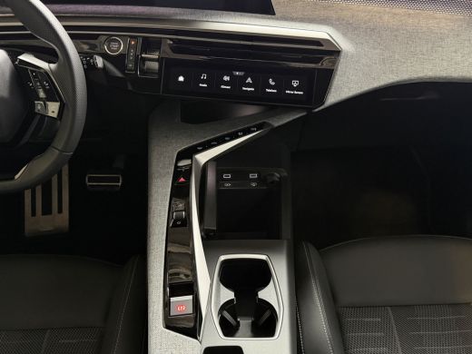 Peugeot 5008 1.2 HYBRID 145 GT 7PERS STOEL/STUUR VERW. ELEK.KLEP LED 7P 7 Persoons ActivLease financial lease