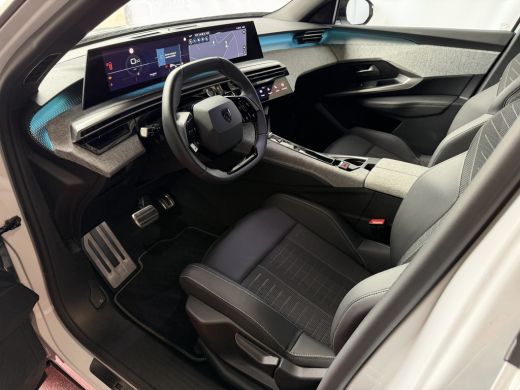 Peugeot 5008 1.2 HYBRID 145 GT 7PERS STOEL/STUUR VERW. ELEK.KLEP LED 7P 7 Persoons ActivLease financial lease