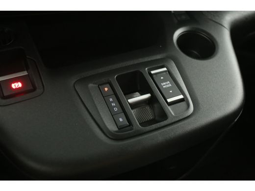 Peugeot e-Partner 136pk 50 kWh | Snelladen | SOH 94% | Airco | Camera | Parkeersensoren ActivLease financial lease