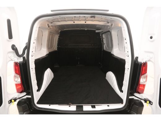 Peugeot e-Partner 136pk 50 kWh | Snelladen | SOH 94% | Airco | Camera | Parkeersensoren ActivLease financial lease