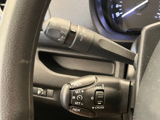 Peugeot Expert 2.0 BlueHDI 145 S&S DC | Apple Carplay & Android Auto | Airco | Dubbele Cabine | | 2 zitplaatsen ... ActivLease financial lease
