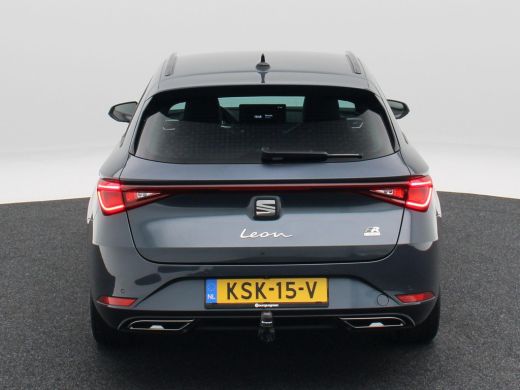 Seat Leon Sportstourer 1.5 TSi 204 Pk e-Hybrid FR Business | Stoel/Stuurverwarming | Camera | Trekhaak | Na... ActivLease financial lease