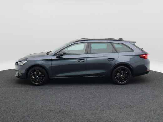 Seat Leon Sportstourer 1.5 TSi 204 Pk e-Hybrid FR Business | Stoel/Stuurverwarming | Camera | Trekhaak | Na... ActivLease financial lease