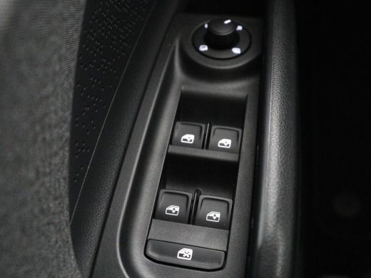 Skoda Enyaq iV | SOH 94,1% | Half leder | Navigatie | Carplay | Sfeerverlichting | Climate control | Camera | Pa... ActivLease financial lease