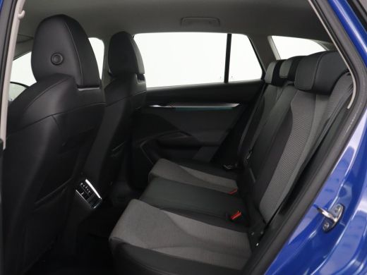 Skoda Enyaq iV | SOH 94,1% | Half leder | Navigatie | Carplay | Sfeerverlichting | Climate control | Camera | Pa... ActivLease financial lease