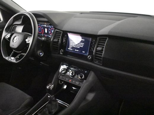 Skoda Kodiaq 1.5 TSI Sportline Business 7p. l Elektr. Trekhaak l Pano Dak l Elekt. Stoel incl Memory l Elektr... ActivLease financial lease