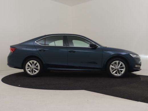 Skoda Octavia 1.5 e-TSI Business Edition Plus 150PK DSG/AUTO | Achteruitrijcamera | Stoelverw | Climate control... ActivLease financial lease