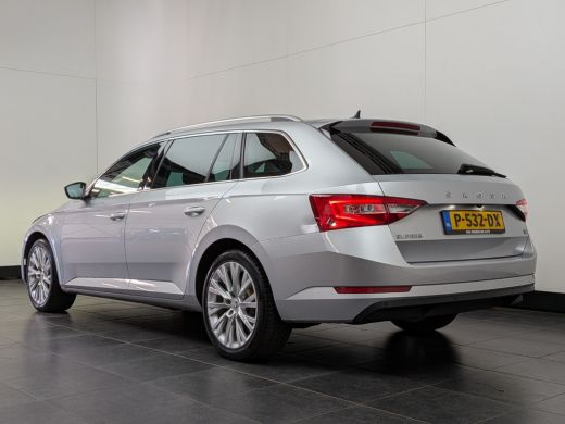 Skoda Superb Combi 1.4 TSI iV Sportline Business 218PK DSG/AUTO l Elektr. Klep l Achteruitrijcamera | App Conn... ActivLease financial lease