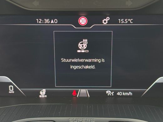 Skoda Superb Combi iV 218PK DSG HYBRID BUSINESS CAMERA/NAVI/VIRTUAL/STUURVERW. ActivLease financial lease