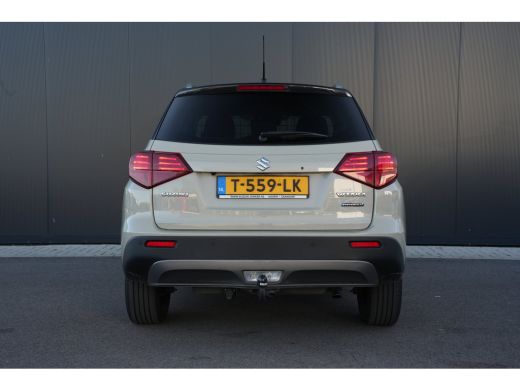Suzuki Vitara 115pk 1.5 Hybrid Style | Camera | Carplay | Adaptive Cruise | Keyless | Trekhaak | ActivLease financial lease