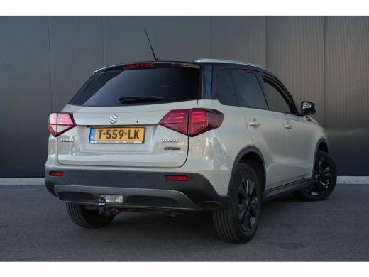 Suzuki Vitara 115pk 1.5 Hybrid Style | Camera | Carplay | Adaptive Cruise | Keyless | Trekhaak | ActivLease financial lease