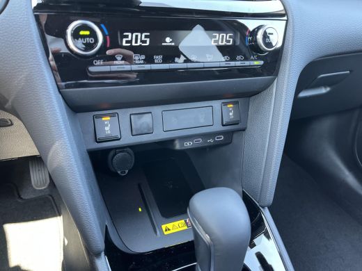 Toyota Yaris Cross 1.5 Hybrid 130 Executive | 2026 model | Demo | Storm Grey met zwart dak ActivLease financial lease