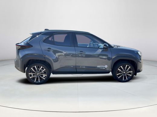Toyota Yaris Cross 1.5 Hybrid 130 Executive | 2026 model | Demo | Storm Grey met zwart dak ActivLease financial lease