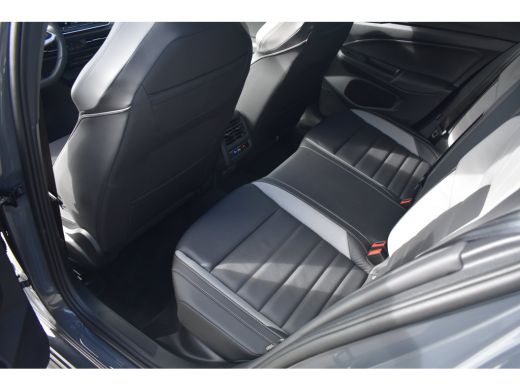 Volkswagen Golf 1.5 272pk eHybrid GTE | ACC | Sport Pakket | Volledig leder | Stoelverwarming- en verkoeling | Sc... ActivLease financial lease