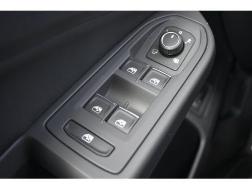 Volkswagen Golf 1.5 272pk eHybrid GTE | ACC | Sport Pakket | Volledig leder | Stoelverwarming- en verkoeling | Sc... ActivLease financial lease