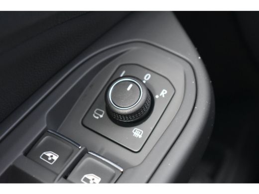 Volkswagen Golf 1.5 272pk eHybrid GTE | ACC | Sport Pakket | Volledig leder | Stoelverwarming- en verkoeling | Sc... ActivLease financial lease
