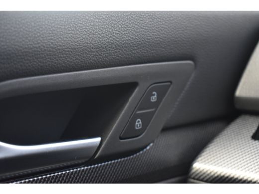 Volkswagen Golf 1.5 272pk eHybrid GTE | ACC | Sport Pakket | Volledig leder | Stoelverwarming- en verkoeling | Sc... ActivLease financial lease