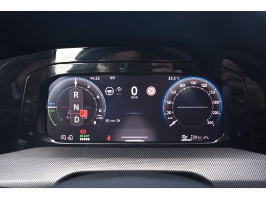 Volkswagen Golf 1.5 272pk eHybrid GTE | ACC | Sport Pakket | Volledig leder | Stoelverwarming- en verkoeling | Sc... ActivLease financial lease