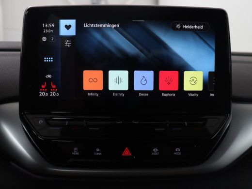 Volkswagen ID.4 | SOH 95,4% | Adaptive cruise | Lane assist | Stuur/stoelverwarming | Climate control | Sfeerverl... ActivLease financial lease