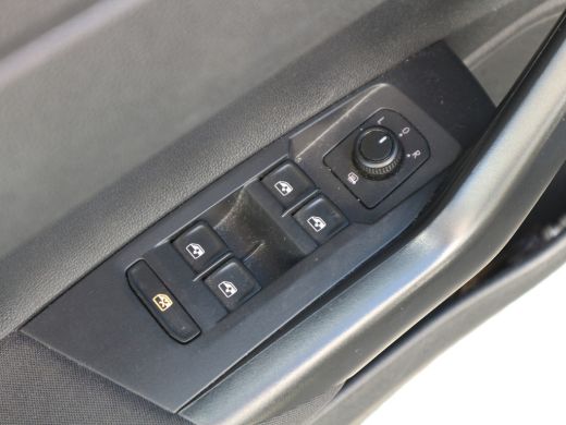 Volkswagen Polo 1.0 TSI Comfortline Business CLIMA NAVI ADAP ActivLease financial lease