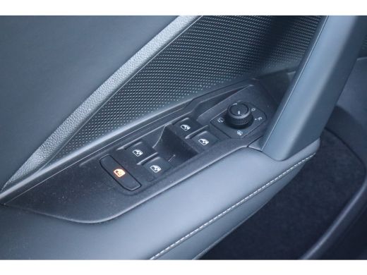 Volkswagen Tayron 1.5 eTSI Life Edition 7p 150PK | Achteruitrijcamera | Apple Carplay/Android Auto|telefoonintegrat... ActivLease financial lease