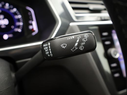 Volkswagen Tiguan 1.4 TSI eHybrid R-Line Business+ | 360 Camera | Panodak | 20'' | Keyless | Prijs Rijklaar!! ActivLease financial lease