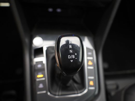 Volkswagen Tiguan 1.4 TSI eHybrid R-Line Business+ | 360 Camera | Panodak | 20'' | Keyless | Prijs Rijklaar!! ActivLease financial lease