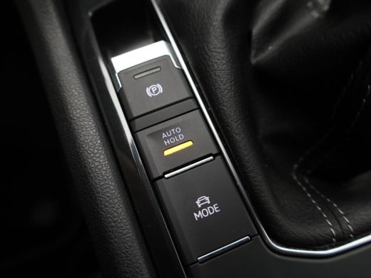 Volkswagen Tiguan 1.4 TSI eHybrid R-Line Business+ | 360 Camera | Panodak | 20'' | Keyless | Prijs Rijklaar!! ActivLease financial lease