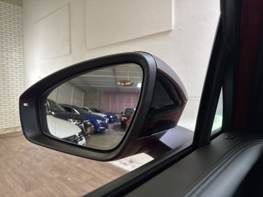 Volkswagen Tiguan 1.5 eTSI 150PK DSG LIFE GOAL IQ.LIGHT/360&deg;CAMERA/TREKHAAK ActivLease financial lease