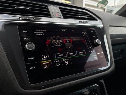 Volkswagen Tiguan Allspace 1.5 TSI 150 pk DSG R-Line Business 7pers. | Wegklapbare Trekhaak | Achteruitrijcamera | Apple Car... ActivLease financial lease