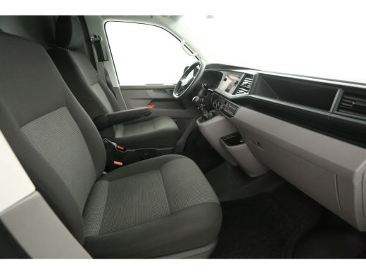 Volkswagen Transporter 2.0 TDI L1H1 | Airco | Cruise | Carplay | Trekhaak | Navi ActivLease financial lease