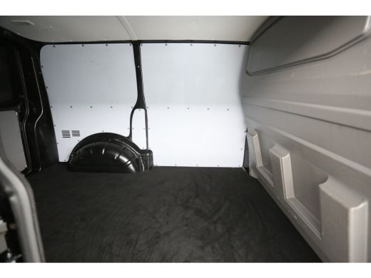 Volkswagen Transporter 2.0 TDI L1H1 | Airco | Cruise | Carplay | Trekhaak | Navi ActivLease financial lease