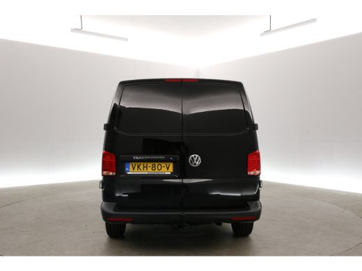 Volkswagen Transporter 2.0 TDI L1H1 | Airco | Cruise | Carplay | Trekhaak | Navi ActivLease financial lease