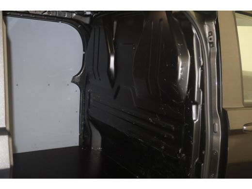 Volkswagen Transporter T7 2.0 TDI L2 H1 150pk ActivLease financial lease