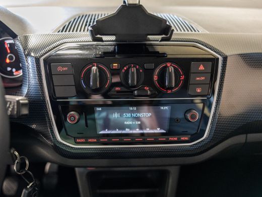 Volkswagen up! 1.0 / 65pk / ActivLease financial lease
