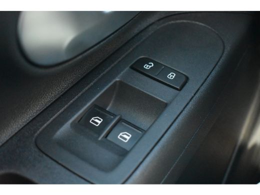 Volkswagen up! 1.0 65PK | Airco | DAB ontvanger | Passagierstoel in hoogte verstelbaar | Elektrische ramen voor ActivLease financial lease