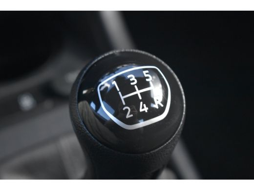 Volkswagen up! 1.0 65PK | Airco | DAB ontvanger | Passagierstoel in hoogte verstelbaar | Elektrische ramen voor ActivLease financial lease