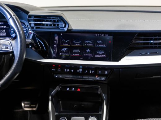 Audi A3 Limousine 35 TFSI S-Line edition / 150pk / NAP / Matrix LED / Stoelverwarming / Adaptieve cruise ... ActivLease financial lease
